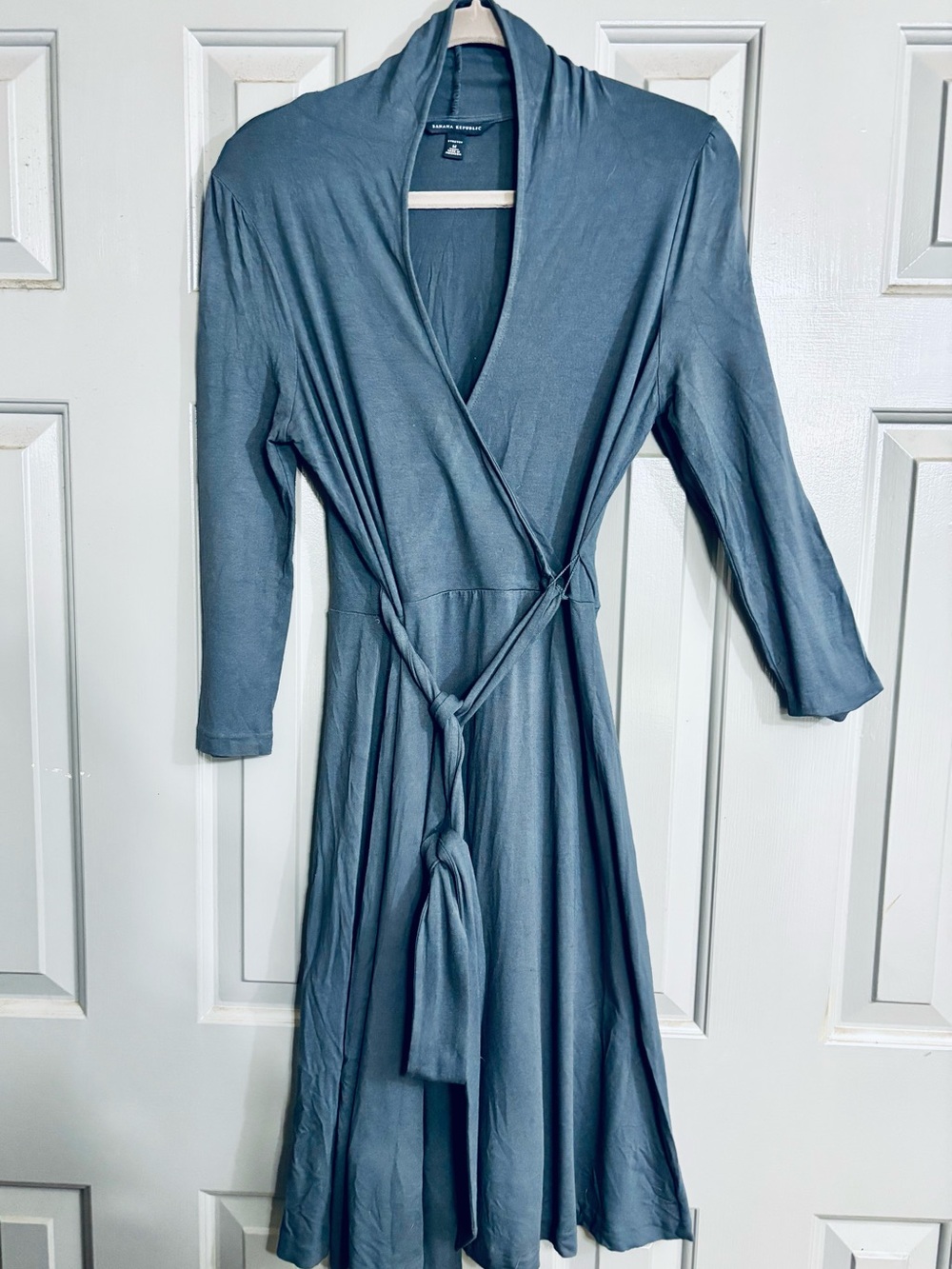 Banana Republic Slate Grey Stretch Wrap Midi Dress Size M Draped Front V Neck